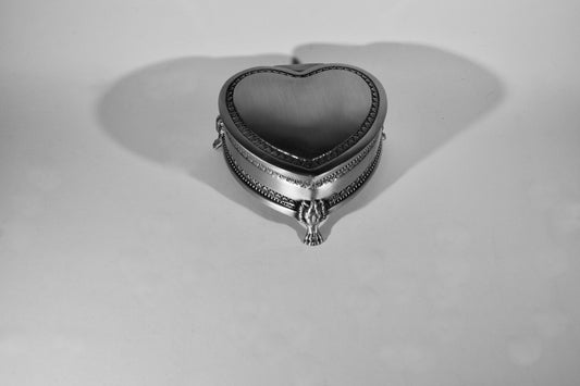 Heart Jewellery Box Heart Three Footed Pewter Finish